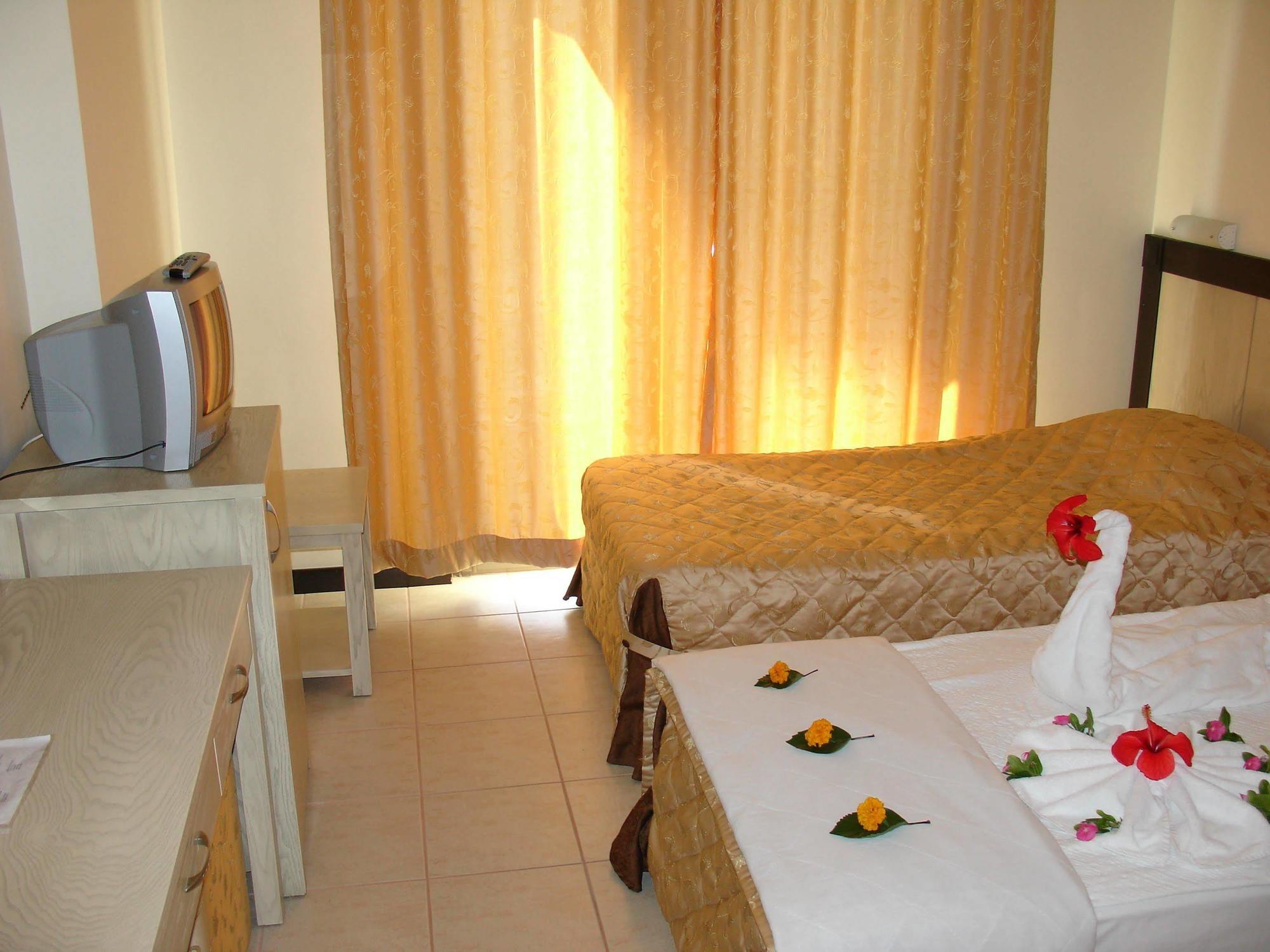 Silver Hotel Colakli ภายนอก รูปภาพ
