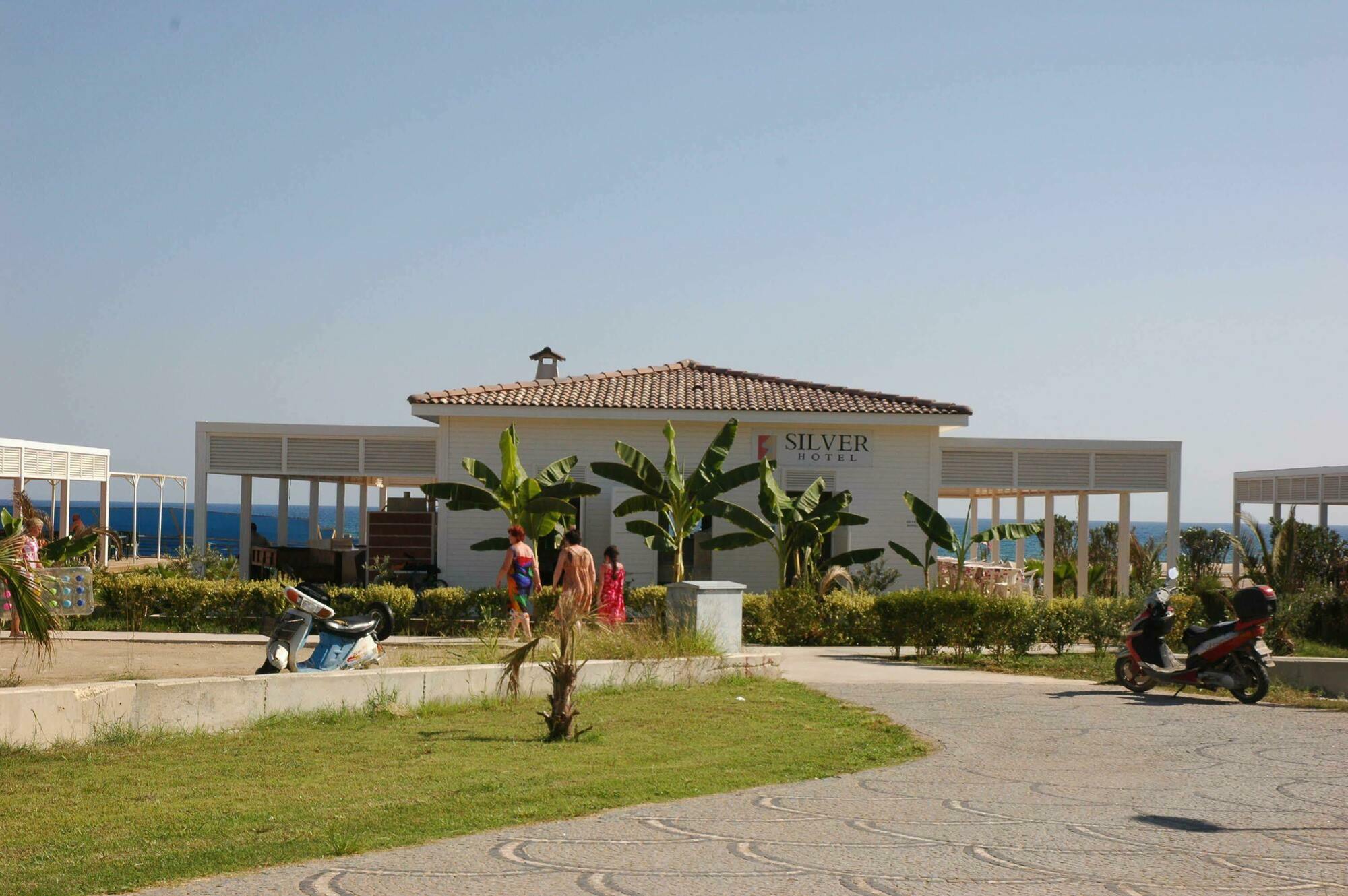 Silver Hotel Colakli ภายนอก รูปภาพ